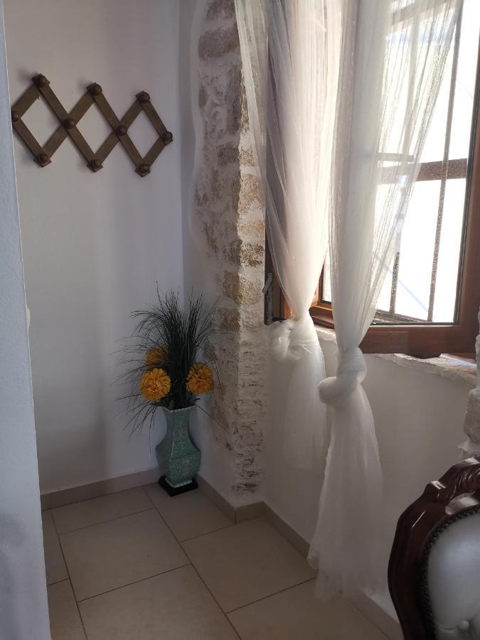 Apartment Martin - 10 Mt To The Beach Rovinj Buitenkant foto