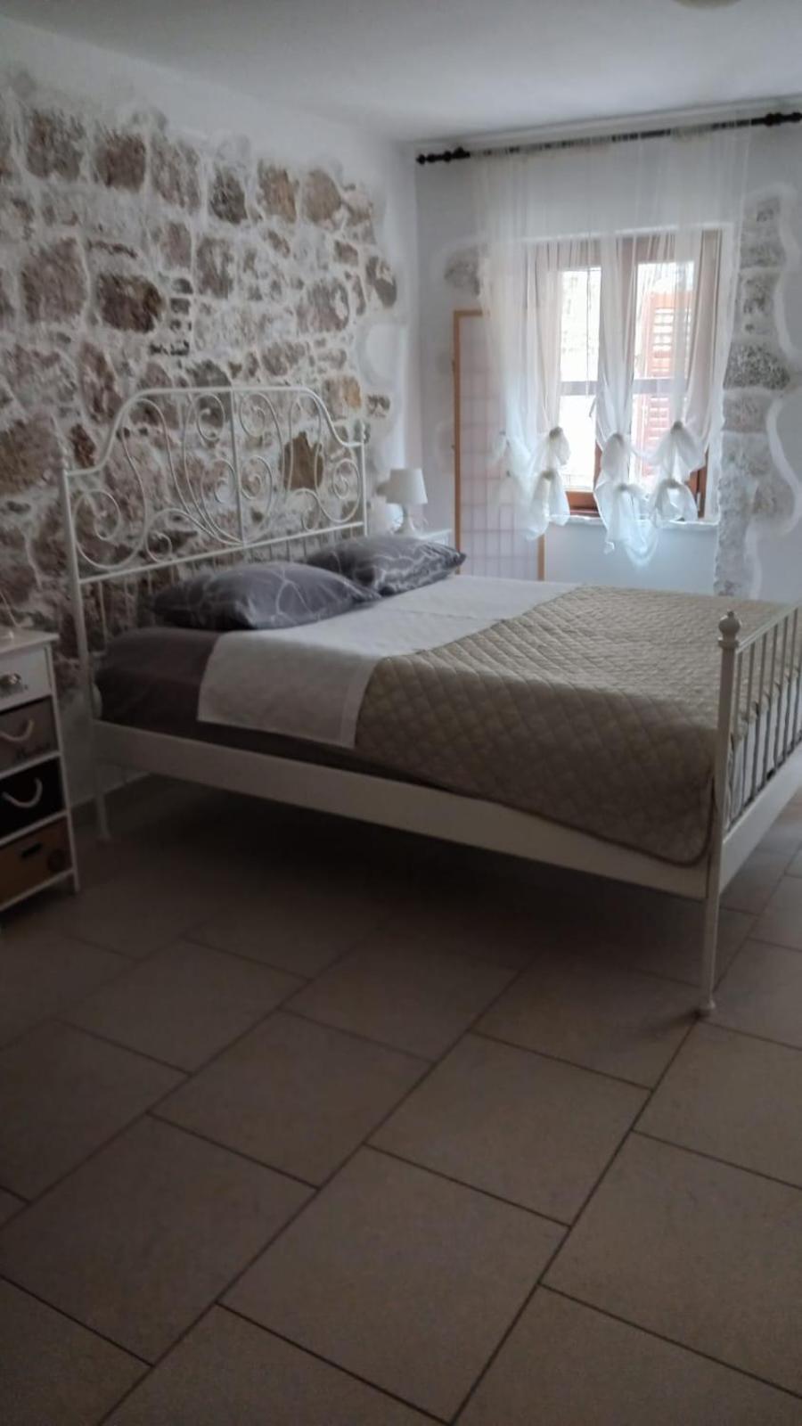 Apartment Martin - 10 Mt To The Beach Rovinj Buitenkant foto